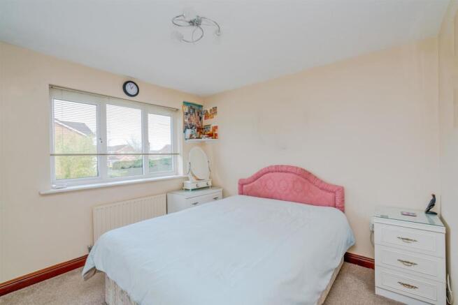 3, Bealeys Close, Bloxwich, Walsall, WS3 2JP (18 o