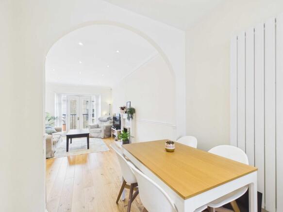 CAM03741G0-PR0165...