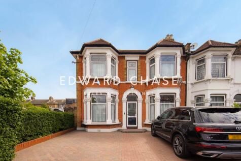 Kingswood Road, Goodmayes, IG3