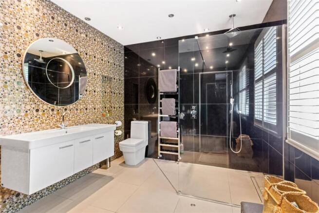 Bedroom Two Ensuite