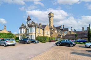 31, Bunstone Hall, Chapel Drive, Dartford DA2 6FJ