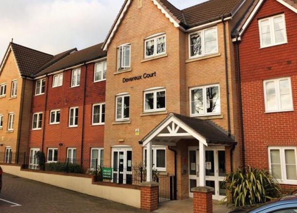 Devereux Court