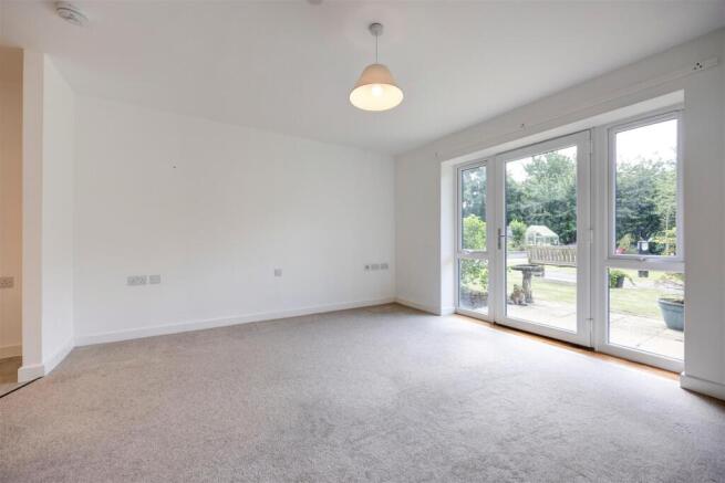 1 bed Apartment for sale Image 9