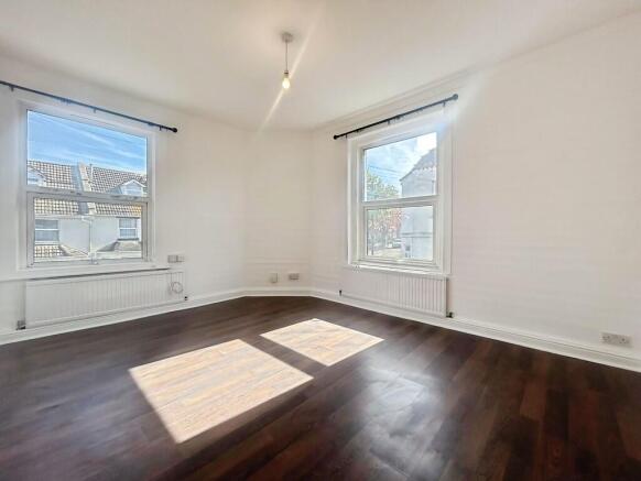 4a3e75da-WhatsApp...