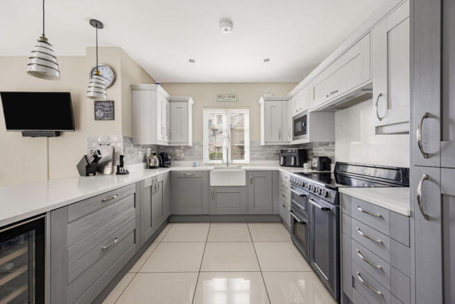Kitchen Family Room