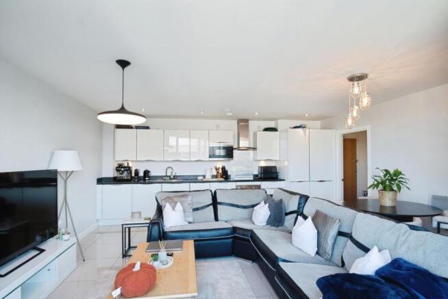 Living/Dining Area