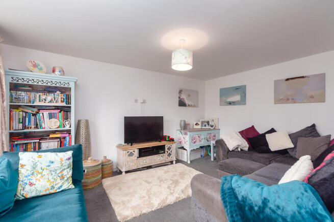 Redfern Way, Lytham St. Annes, FY8 photo 4