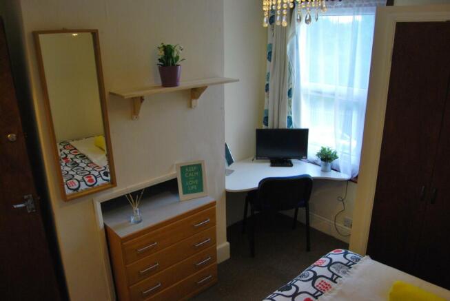 Photo 5