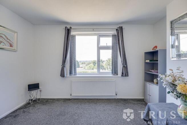 3 bed Detached for sale Image 8