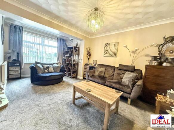 2 bed Semi-Detached for sale Image 7