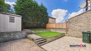 11, Irwell Street, Bradford BD4 7EQ