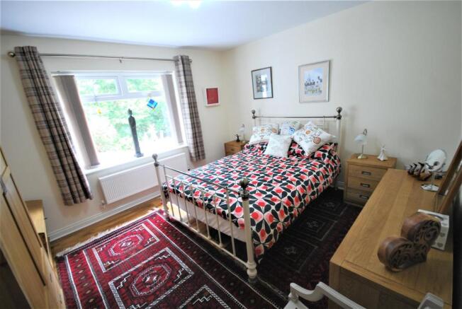 BEDROOM 2