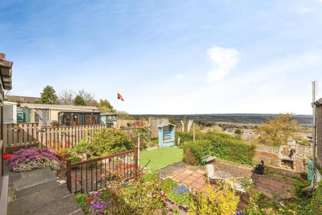 2 bed Semi-Detached Bungalow for sale Image 11