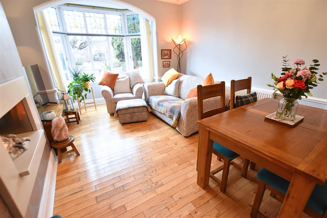 DINING DAY ROOM