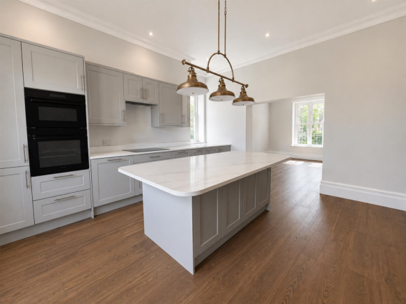 2 bed Apartment to rent Image 5