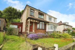 40, Southmere Drive, Bradford BD7 4EA