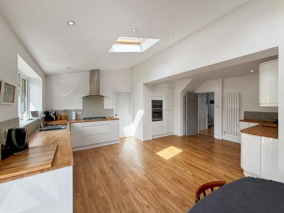 Stanley Gardens, Sanderstead, Surrey, CR2 9AH photo 4