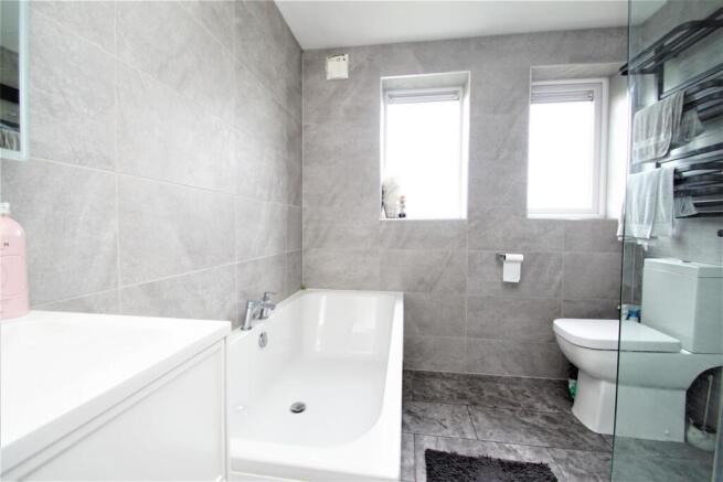 Bathroom.JPG