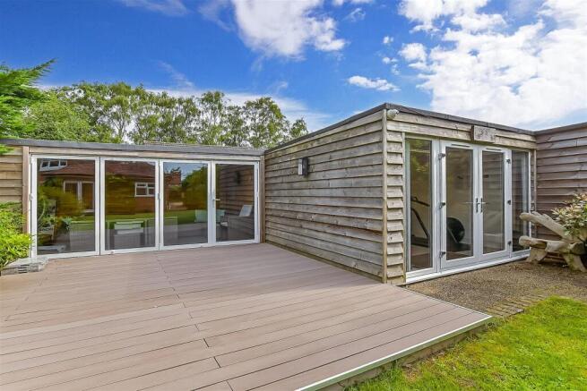 Workshop/Outbuildings