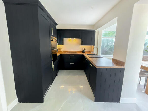 2 bed Semi-Detached for sale Image 5