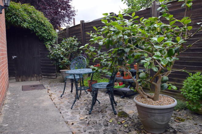 Photo 10