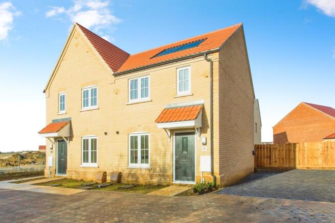 2-bed semi-detached on Nelson Street, West Cambourne, Cambridge, £88,750