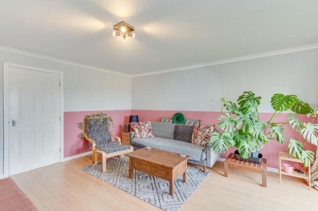 KITCHEN/DINER AND LOUNGE