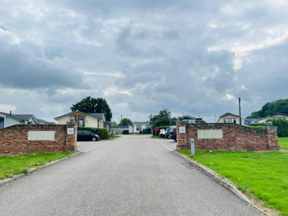 Abridge, Essex, RM4 photo 2