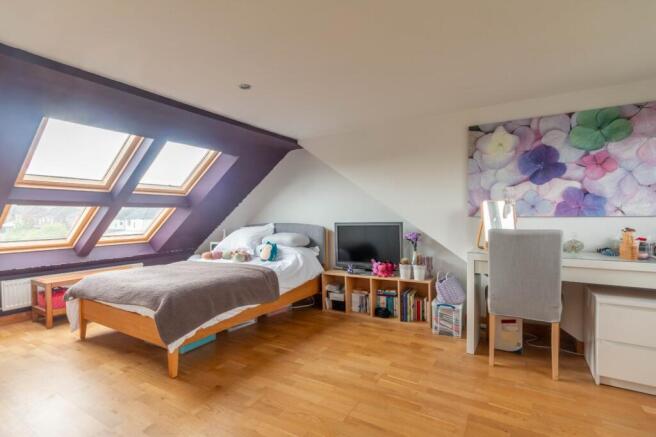 4 bed Not Specified for sale Image 9