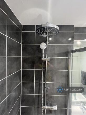 Suite Bathroom - Shower