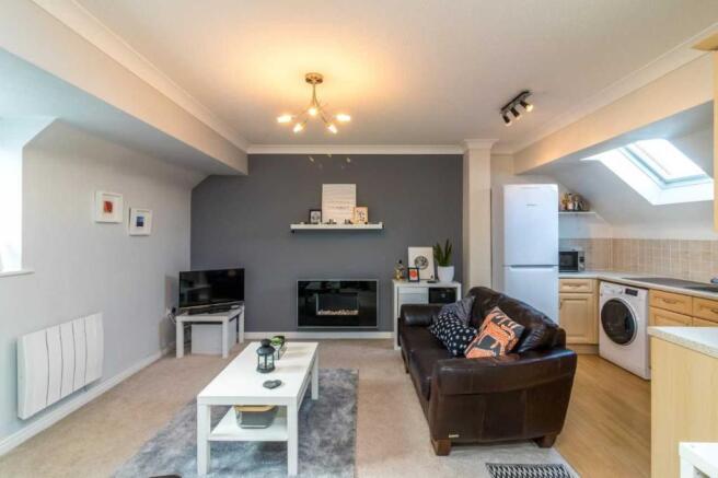 Lounge/Kitchen