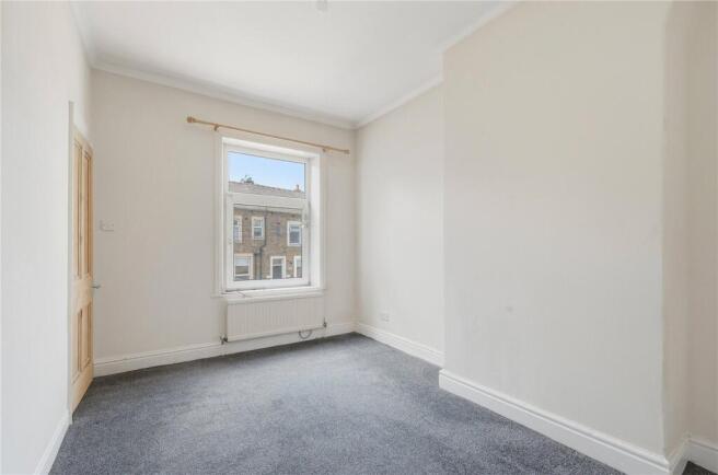 3 bed Terraced for sale Image 10