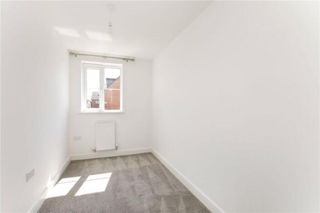 2 bed Apartment to rent Image 5