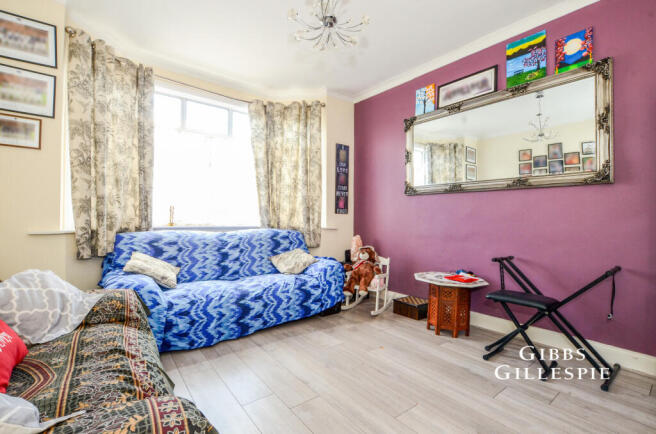 pbox-IMG.jpg