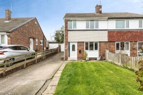 44, Ashleigh Avenue, Pontefract WF8 2AE