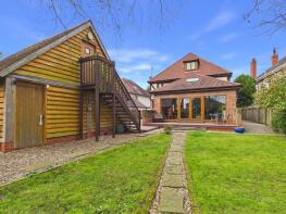 85, Newland Park, Hull HU5 2DR