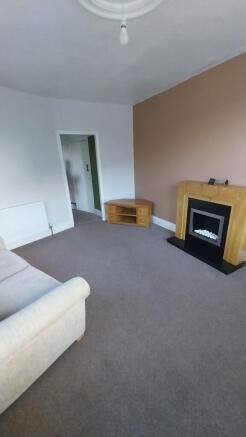 2 bed End of Terrace to rent Image 4