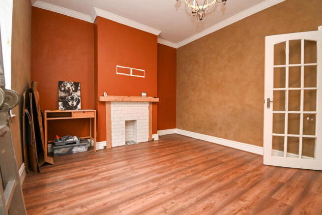 3 bed Semi-Detached for sale Image 6