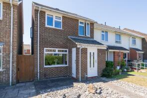 10, Laurus Walk, Lee-on-the-solent PO13 8JA