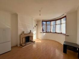 12, Elms Court, Wembley HA0 2RT
