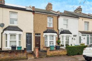64, Neal Street, Watford WD18 0AX