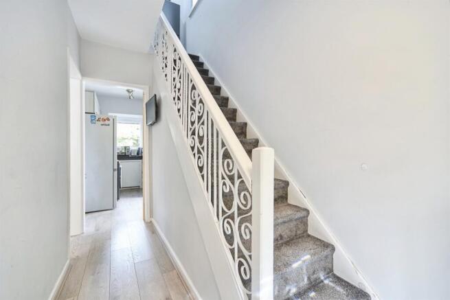 3 bed Semi-Detached for sale Image 6