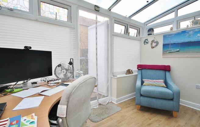 Conservatory/Dining Room