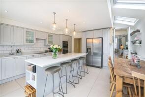 112, Salcott Road, London SW11 6DG