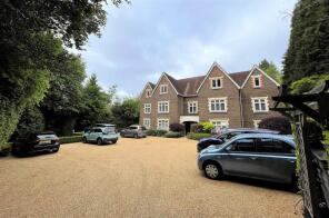 Flat 7, 56 Beechcroft Manor, Alma Road, Reigate RH2 0DQ
