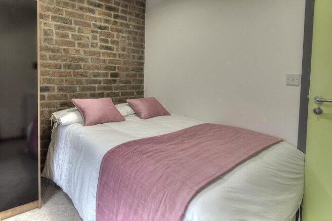 1 bed Terraced to rent Image 7