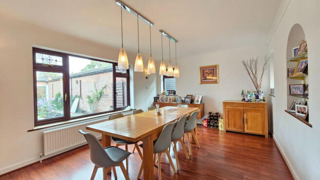 Pyle Hill, Newbury, RG14 7JJ photo 4