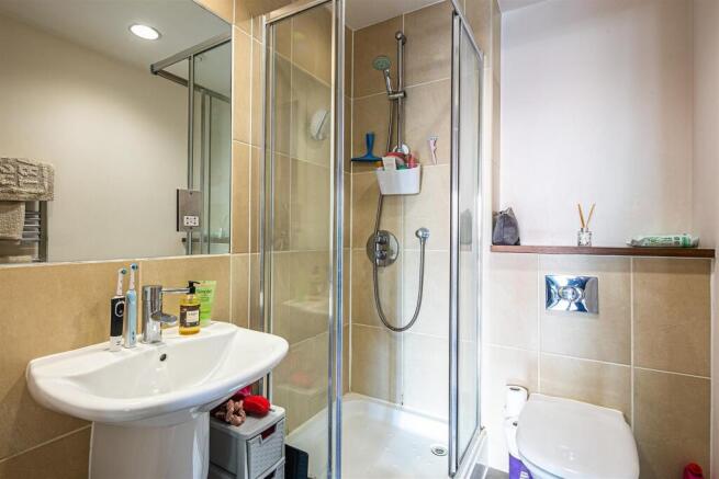 1 bed Flat to rent Image 5