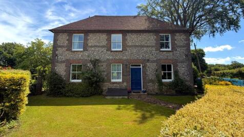 Longage Hill, Rhodes Minnis, CT4