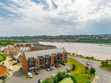 Crusade Way, Rochester, Kent, ME2 2ZP